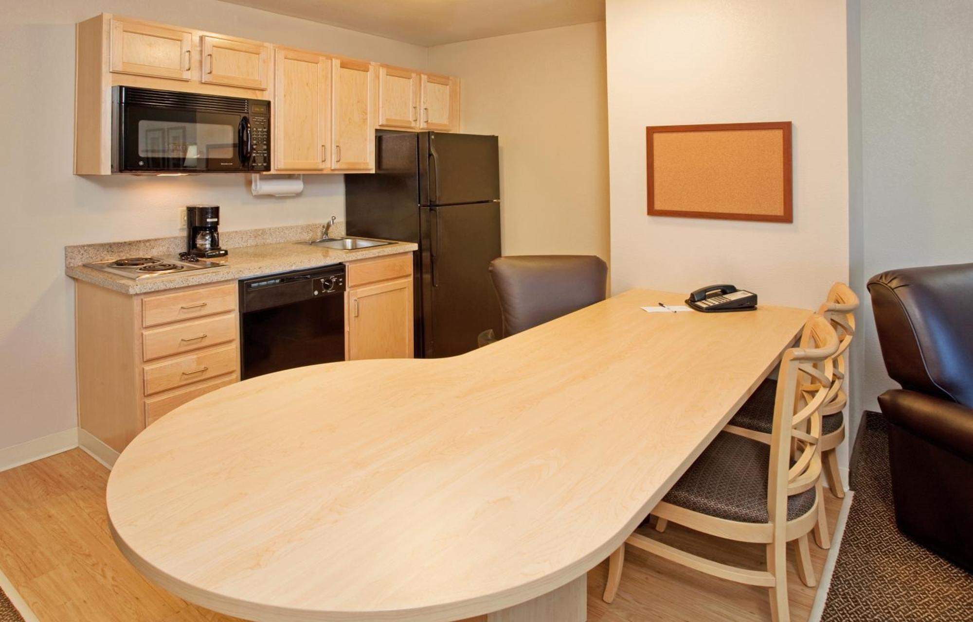 Candlewood Suites Junction City - Ft. Riley By Ihg Esterno foto