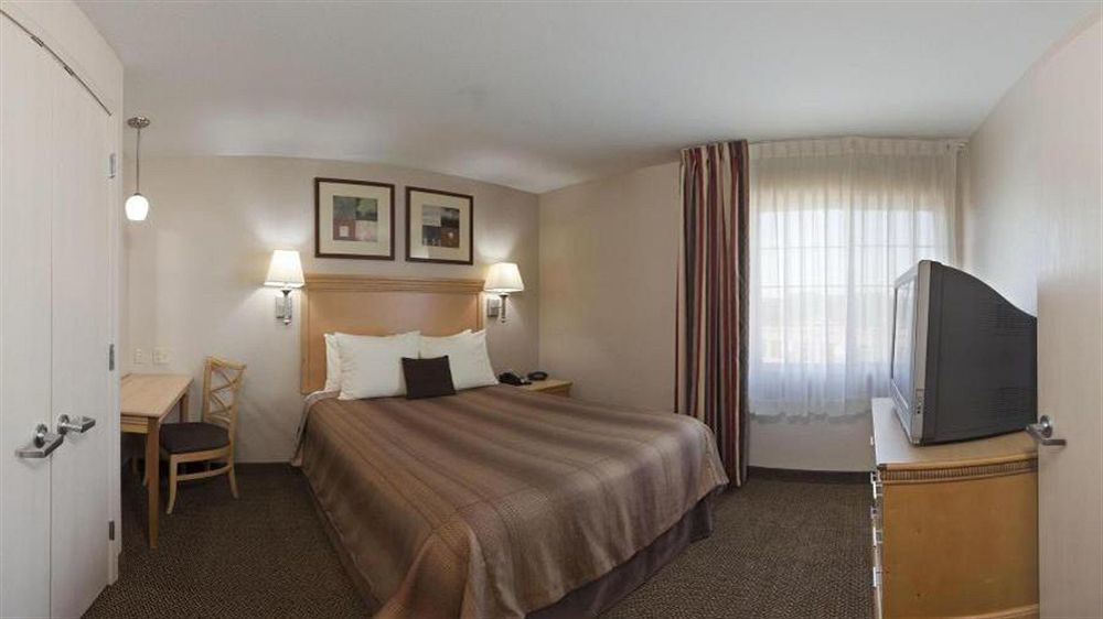 Candlewood Suites Junction City - Ft. Riley By Ihg Esterno foto