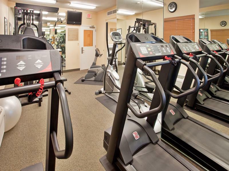 Candlewood Suites Junction City - Ft. Riley By Ihg Esterno foto