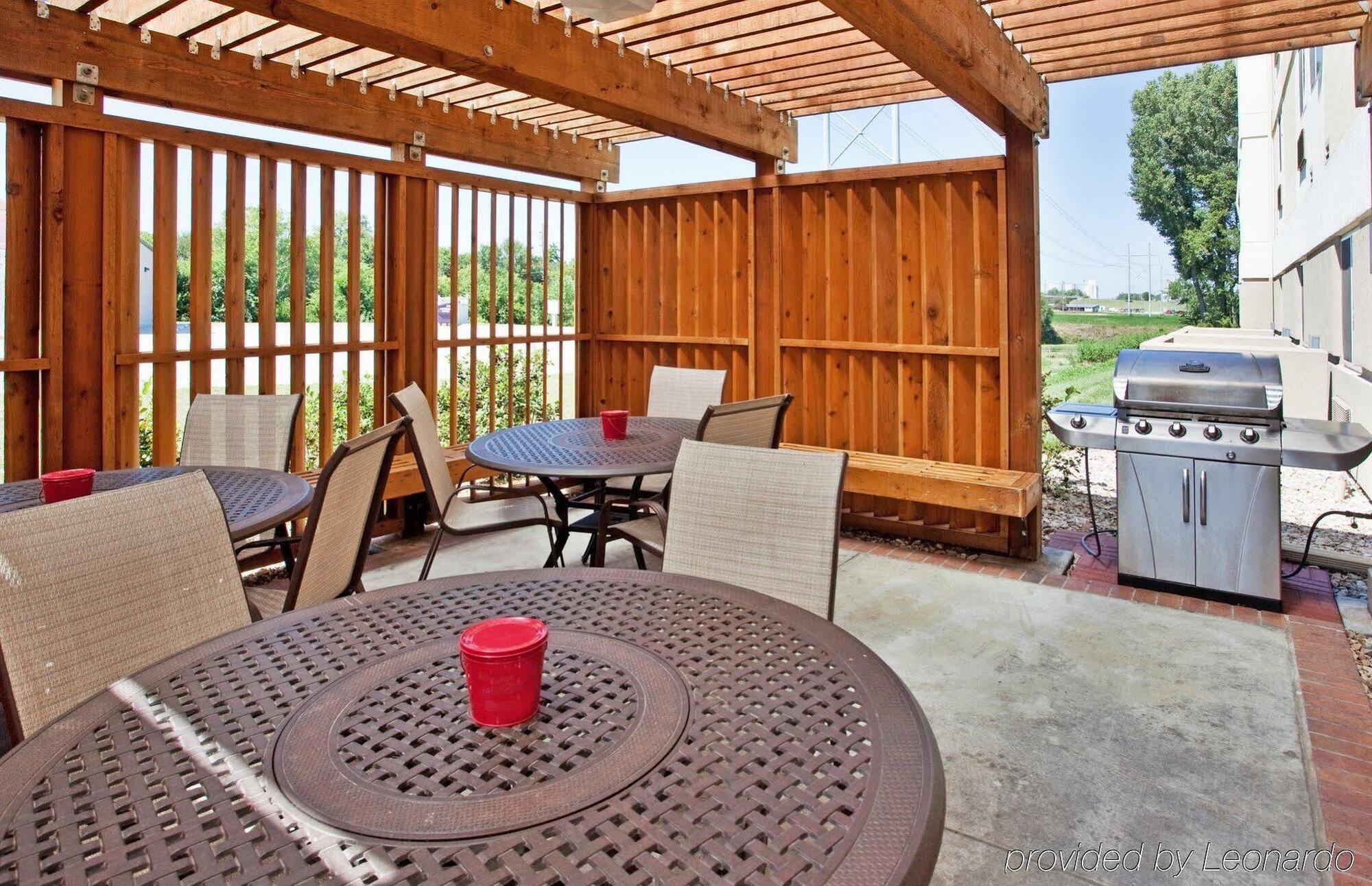 Candlewood Suites Junction City - Ft. Riley By Ihg Esterno foto